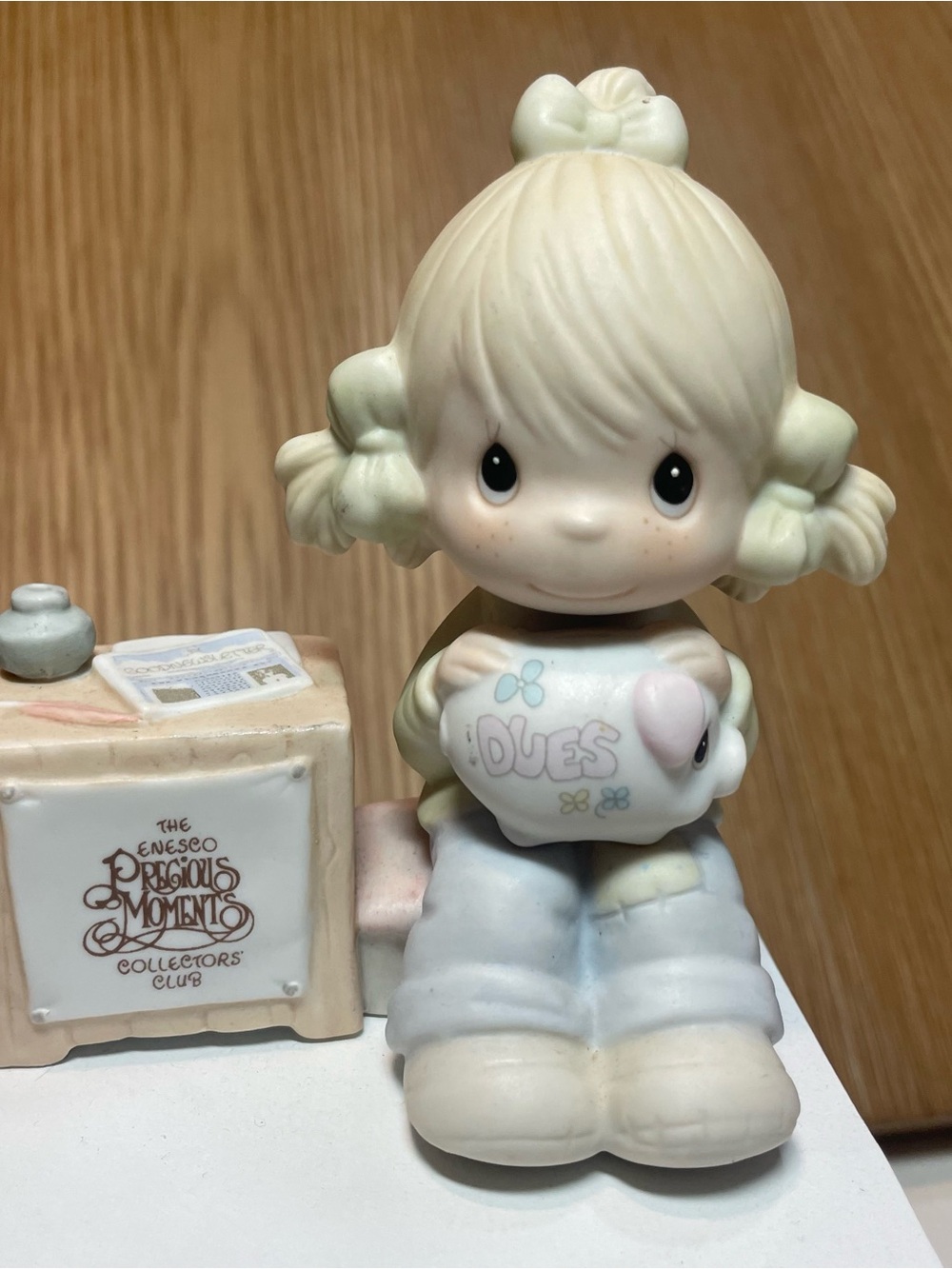 Vintage 1983 Precious Moments Enesco Collectors Club Figurine Girl Piggy Bank